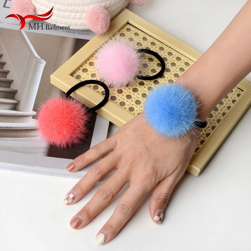 5cm Genuine Real Mink Fur Hair Rope Cute Ball Hair Ring Female With Elastic Rope Handmade Elastic Fluffy Hair Accessories
5cm Genuine Real Mink Fur Hair Rope Cute Ball Hair Ring Female With Elastic Rope Handmade Elastic Fluffy Hair Accessories