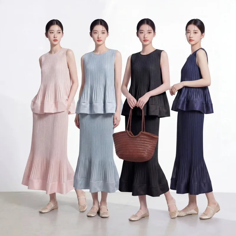 Miyake Pleated 2026 New Fashion Set for Women Elegant Sleeveless Vest Loose Irregular Fishtail Skirt Two-Piece Summer Set Pleat
Miyake Pleated 2026 New Fashion Set for Women Elegant Sleeveless Vest Loose Irregular Fishtail Skirt Two-Piece Summer Set Pleat
