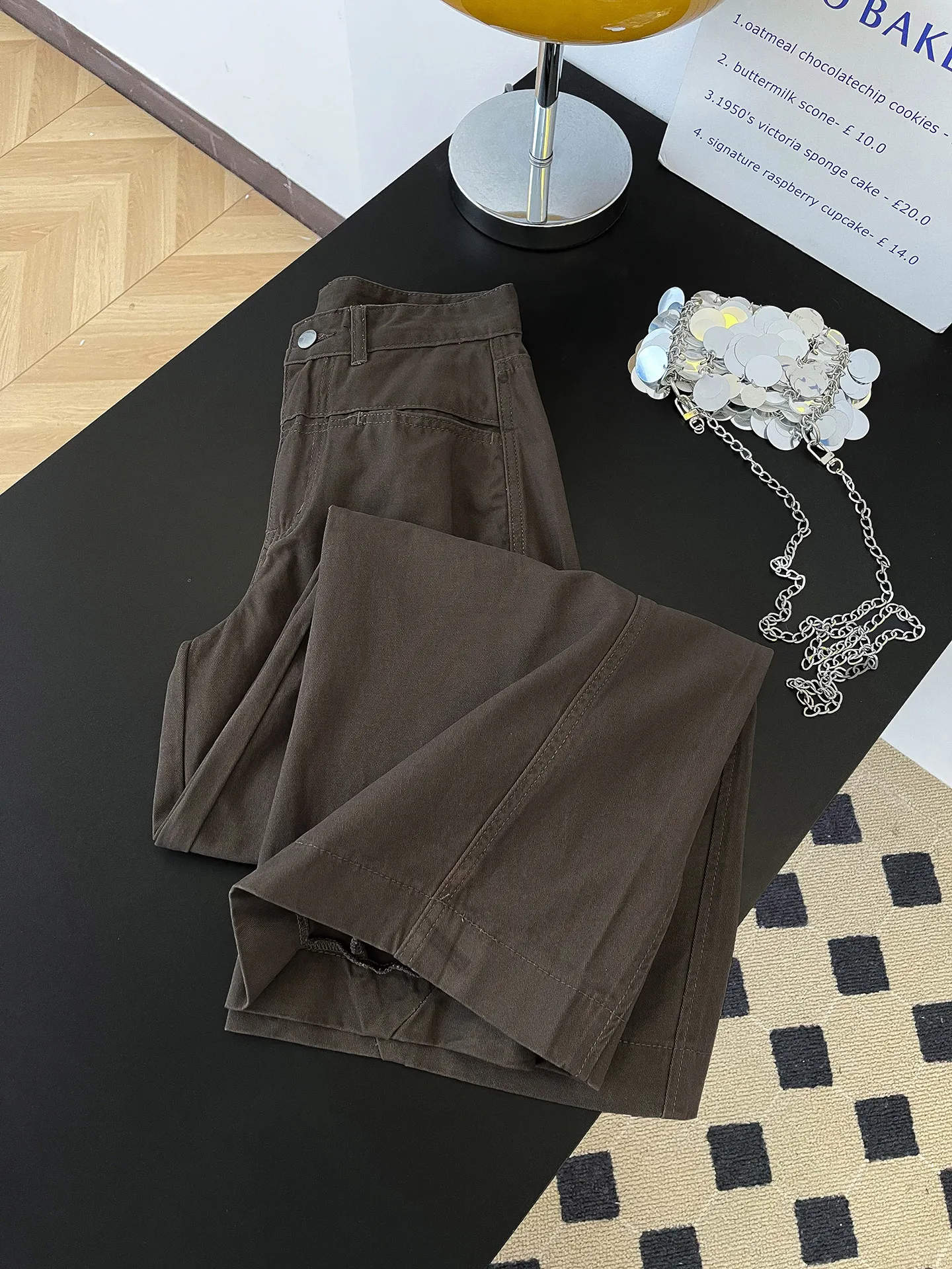 American Retro Coffee Color Arc Splicing Wide Leg Jeans Women's Loose High Waist Spring New Sle Slimming Long Pants
American Retro Coffee Color Arc Splicing Wide Leg Jeans Women's Loose High Waist Spring New Sle Slimming Long Pants