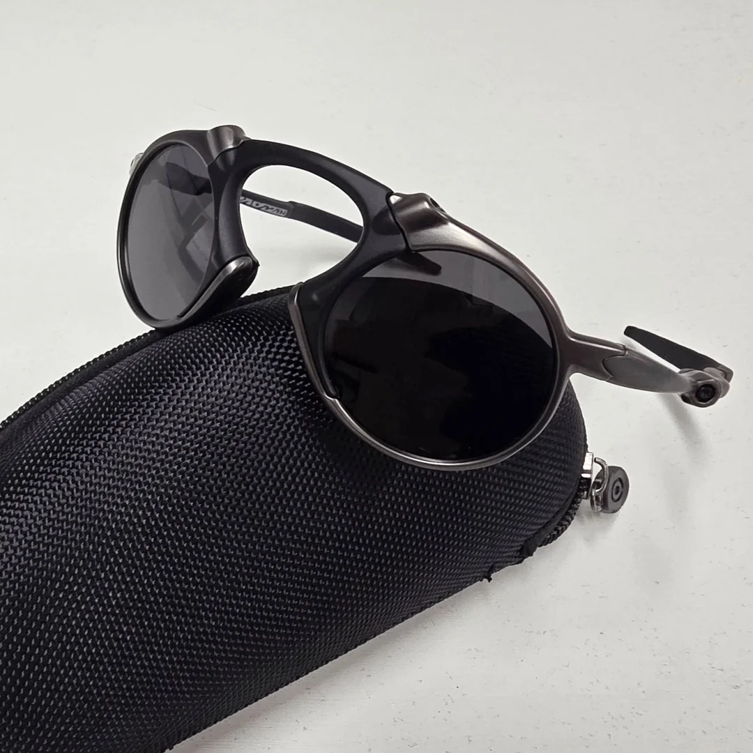 Luxury Brand X-Metal Madman 6030 Cycling Glasses UV400 Polarized Sports Sunglasses Unisex Driving Goggles Factory Direct Sales
Luxury Brand X-Metal Madman 6030 Cycling Glasses UV400 Polarized Sports Sunglasses Unisex Driving Goggles Factory Direct Sales