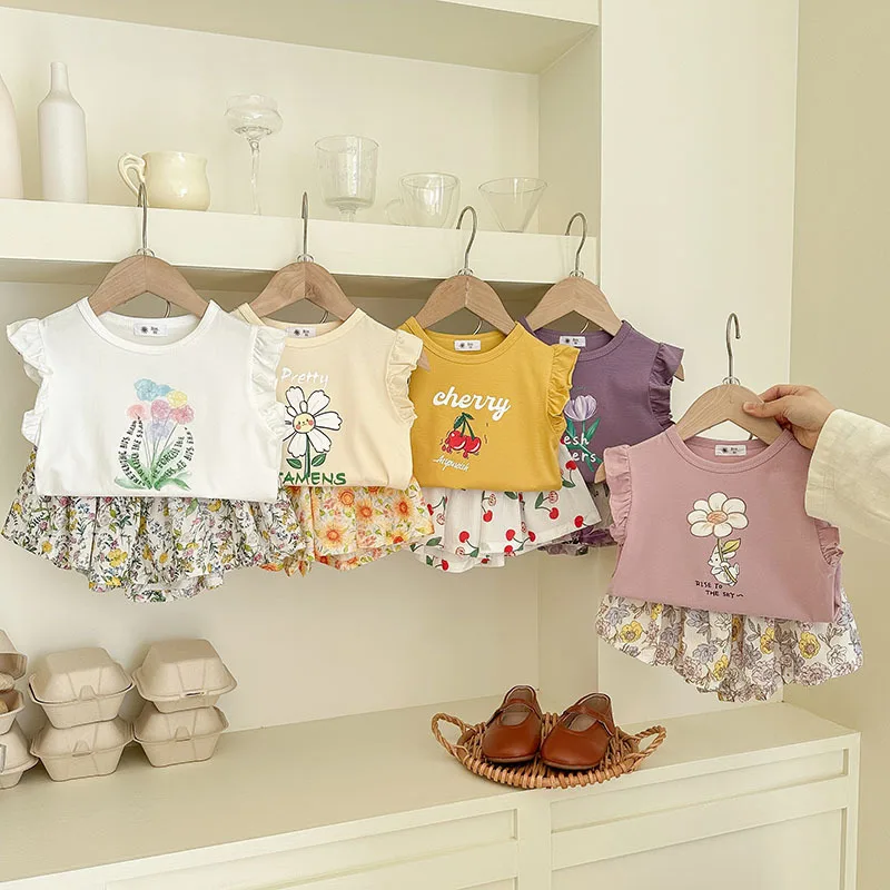 Girls' summer outfit top, new style, cute and stylish print for young childrenTT-shirts, shorts, children's clothing
Girls' summer outfit top, new style, cute and stylish print for young childrenTT-shirts, shorts, children's clothing