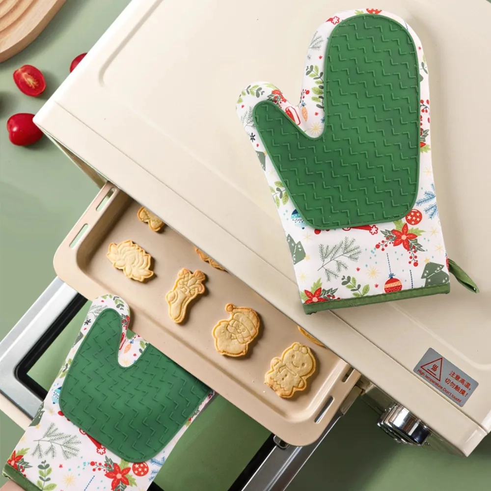 Pair Silicone Oven Mitts Heat Resistant Christmas Style Design Soft Cotton Lining Waterproof Non-Slip Grip Glove Kitchen BBQ
Pair Silicone Oven Mitts Heat Resistant Christmas Style Design Soft Cotton Lining Waterproof Non-Slip Grip Glove Kitchen BBQ