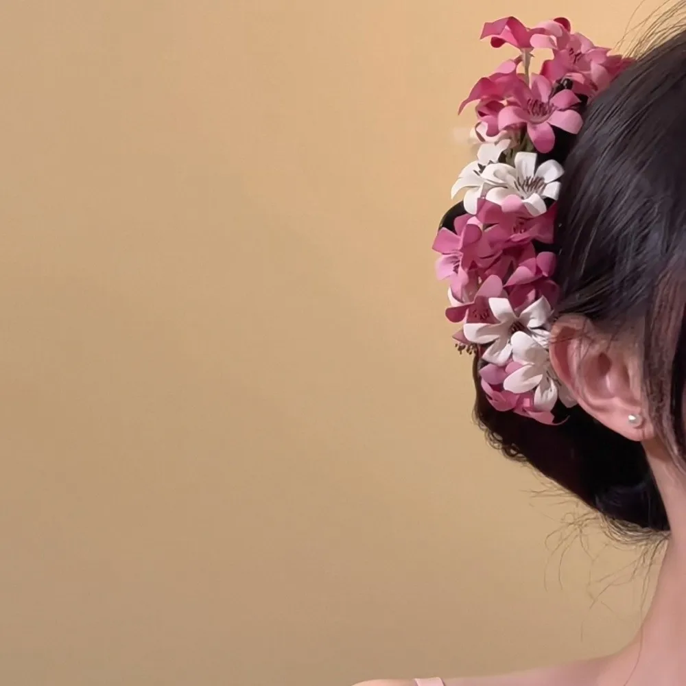 Fashion Acrylic Flower Hair Claw Colorful Cloth Large Shark Clip Ancient Style Korean Style Hair Crab Clip Party
Fashion Acrylic Flower Hair Claw Colorful Cloth Large Shark Clip Ancient Style Korean Style Hair Crab Clip Party