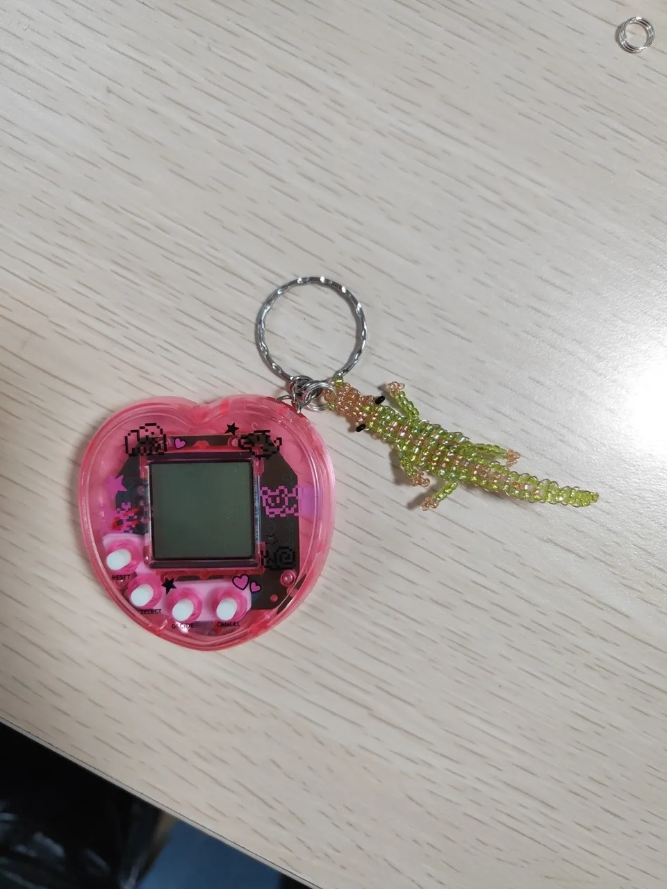 Розовые тамагочи-питомцы с очарованием
Розовые тамагочи-питомцы с очарованием