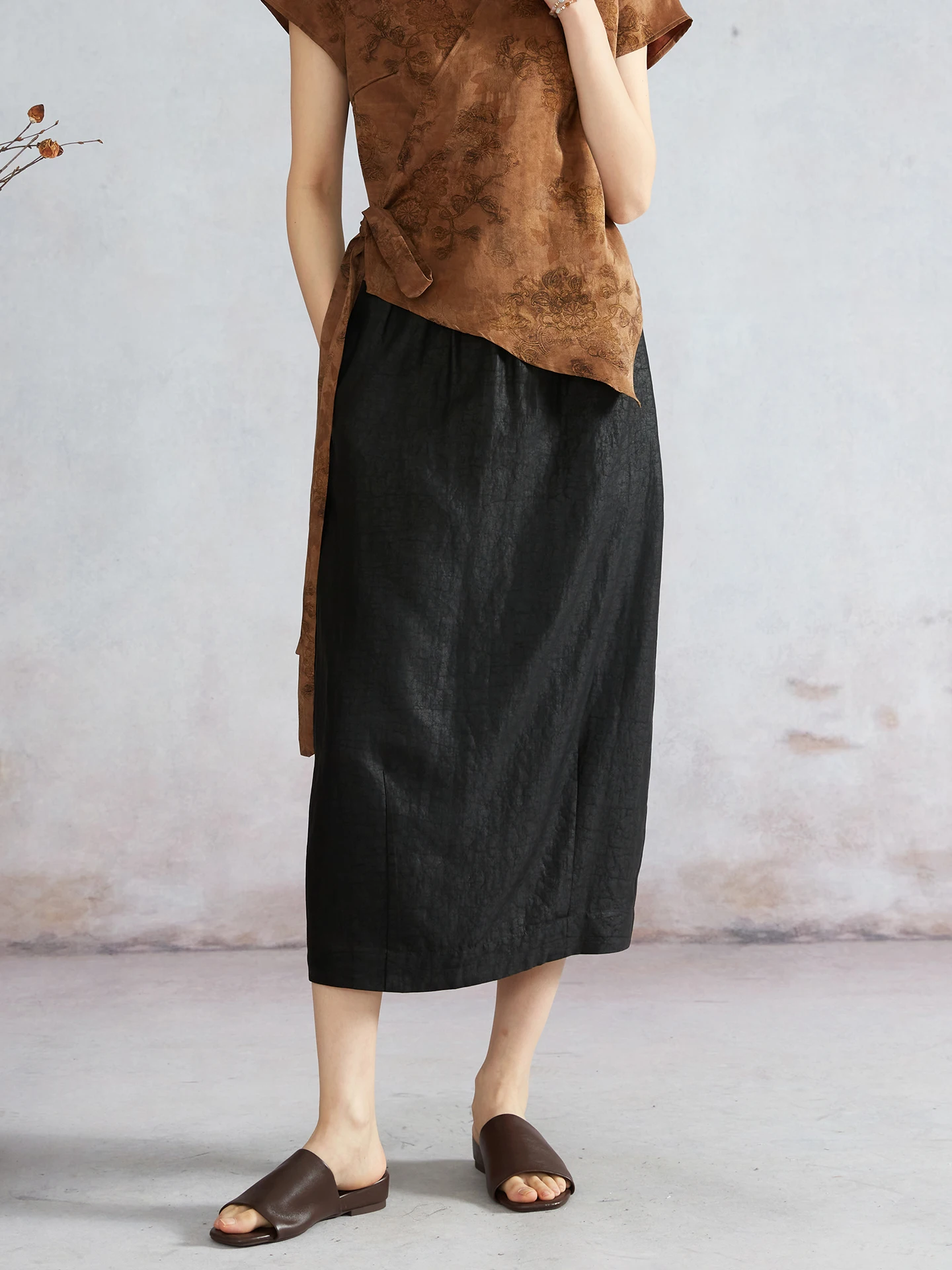 Black Silk Chiffon Pleated Skirt Women's Elastic Waist Slimming Mid-Length Summer Skirts Casual Breathable Skin-Friendly
Black Silk Chiffon Pleated Skirt Women's Elastic Waist Slimming Mid-Length Summer Skirts Casual Breathable Skin-Friendly