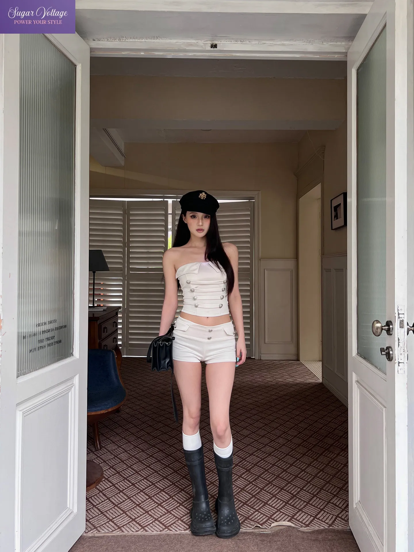Y2K Baddie Vintage Subculture 2pcs Set Women Deconstructed Collar Tube Top Low Rise Shorts Metal Buckle Fitted Casual Streetwear
Y2K Baddie Vintage Subculture 2pcs Set Women Deconstructed Collar Tube Top Low Rise Shorts Metal Buckle Fitted Casual Streetwear