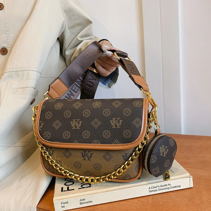 2025 Vintage Print Square Bag, Versatile Shoulder Purse for Women, Minimalist Crossbody Tote, Chic Day-to-Night Bag, Textured
2025 Vintage Print Square Bag, Versatile Shoulder Purse for Women, Minimalist Crossbody Tote, Chic Day-to-Night Bag, Textured