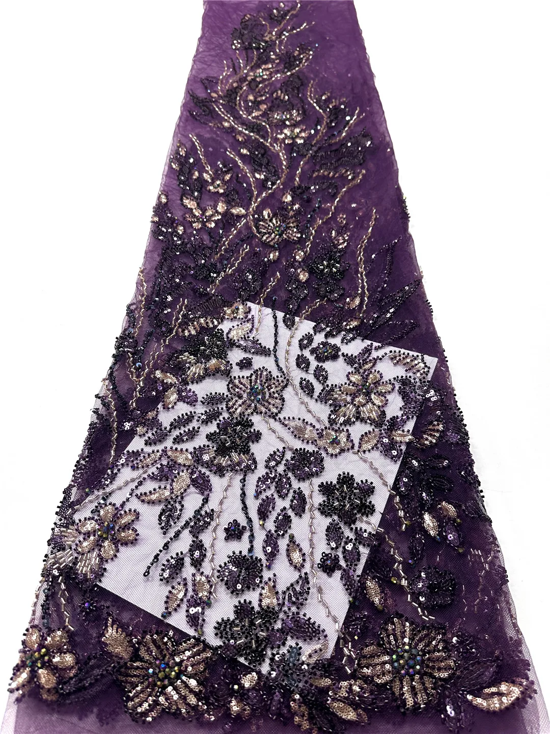 Роскошная высококачественная нигерийская африканская кружевная ткань с бисером и вышивкой блестками для шитья платьев во французском стиле
Роскошная высококачественная нигерийская африканская кружевная ткань с бисером и вышивкой блестками для шитья платьев во французском стиле