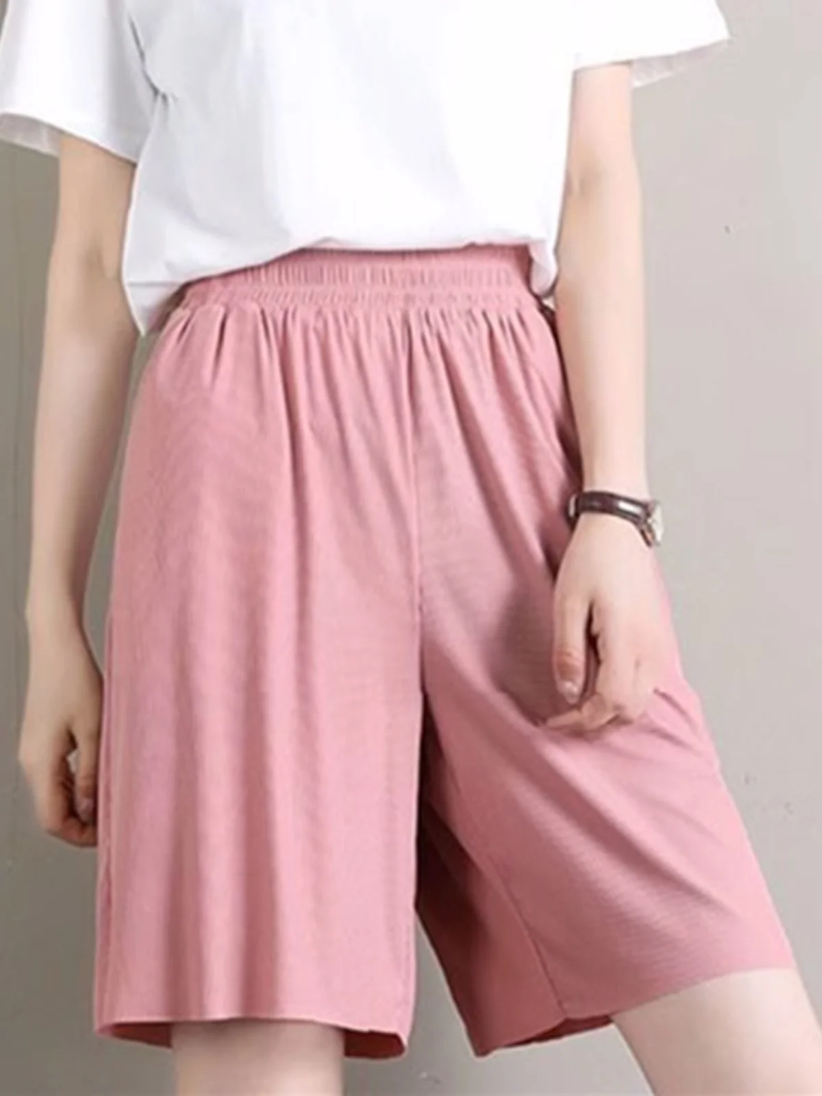 High Waist Ice Silk Running Shorts Women's Summer Outdoor Wear Loose Wide Leg Casual Pants Commute Style Five-Quarter Length
High Waist Ice Silk Running Shorts Women's Summer Outdoor Wear Loose Wide Leg Casual Pants Commute Style Five-Quarter Length