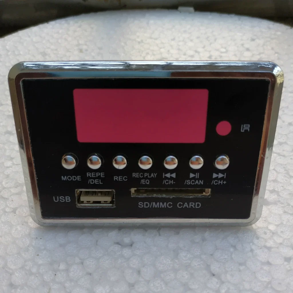 Bluetooth Digital Display USB Decoder Board Recording FM Button Remote Control Special Universal Decoder APE Compatible MP3-2207
Bluetooth Digital Display USB Decoder Board Recording FM Button Remote Control Special Universal Decoder APE Compatible MP3-2207
