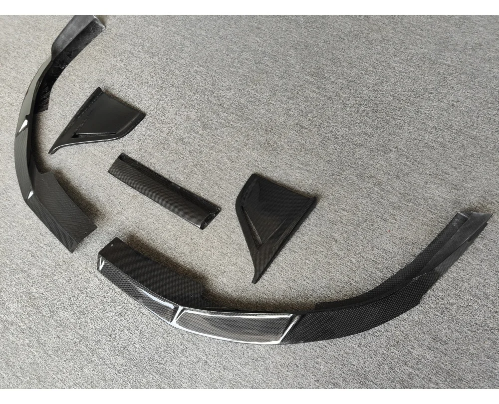 M-style Carbon Fiber Front Lip Front Bumper Spoiler Body Kit for Ferrari F8 Spider Tributo
M-style Carbon Fiber Front Lip Front Bumper Spoiler Body Kit for Ferrari F8 Spider Tributo