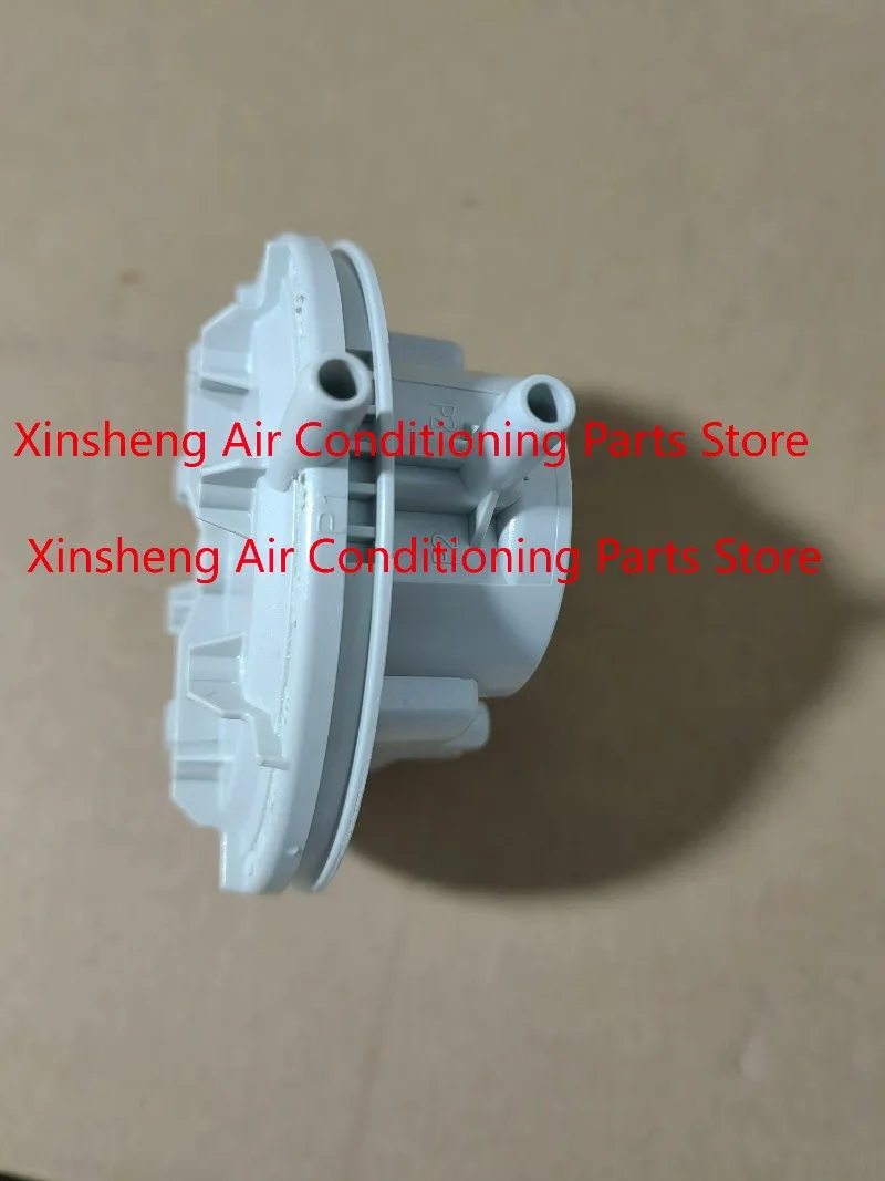 Suitable for Vaillant wall-hung boiler air pressure difference switch, heating furnace fan sensor 80/68PA accessories
Suitable for Vaillant wall-hung boiler air pressure difference switch, heating furnace fan sensor 80/68PA accessories