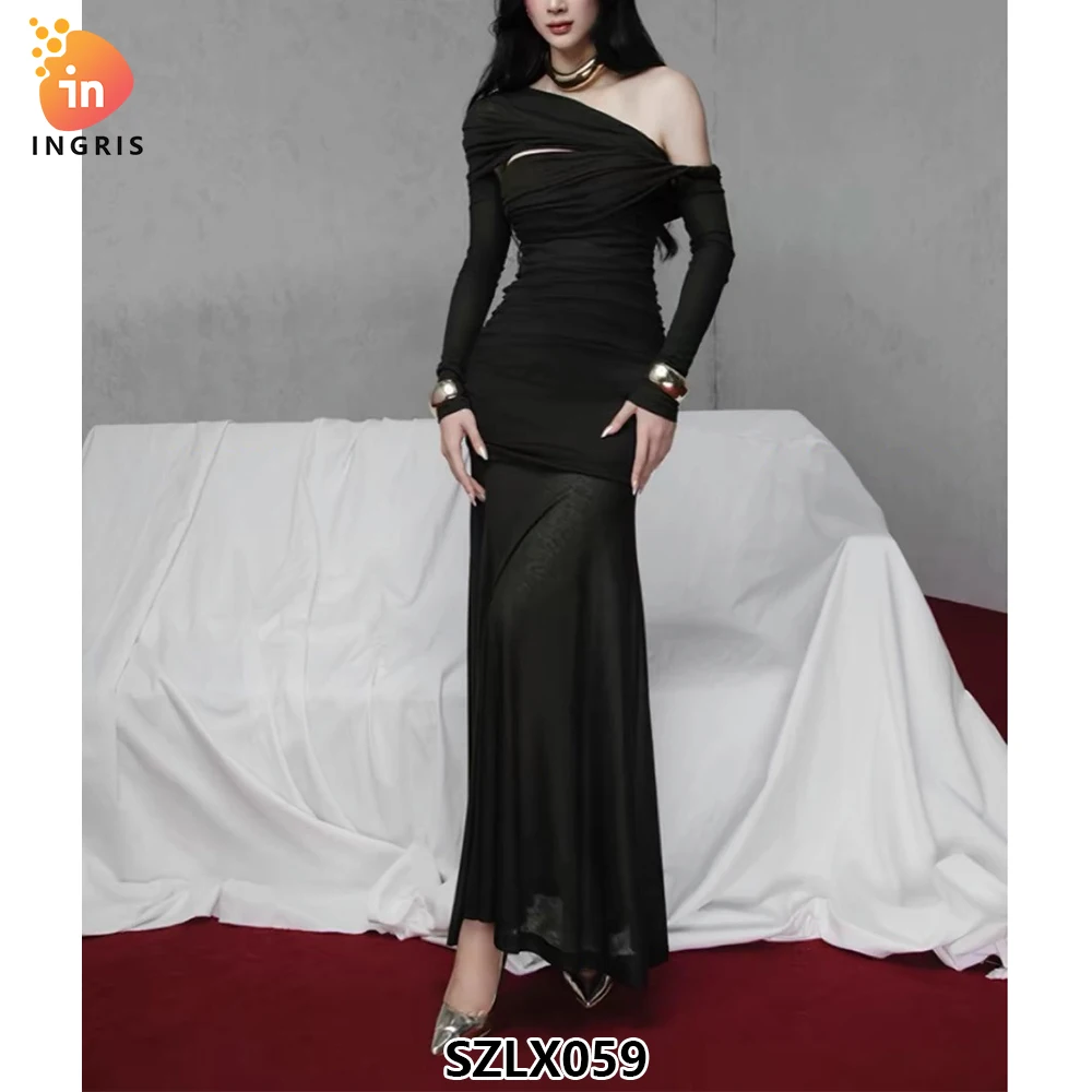 High Quality Custom Luxury One Shoulder Long Sleeves Dresses in Black for Women-SZLX059
High Quality Custom Luxury One Shoulder Long Sleeves Dresses in Black for Women-SZLX059