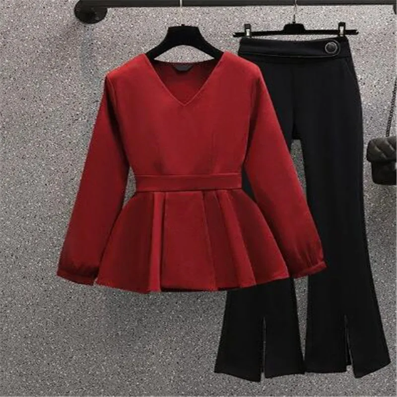 Summer New Elegant Women's Pants Set Red Chiffon Coat Black Wide Leg Pants Two-piece Comfortable Sports Suit Female Tracksuit
Summer New Elegant Women's Pants Set Red Chiffon Coat Black Wide Leg Pants Two-piece Comfortable Sports Suit Female Tracksuit