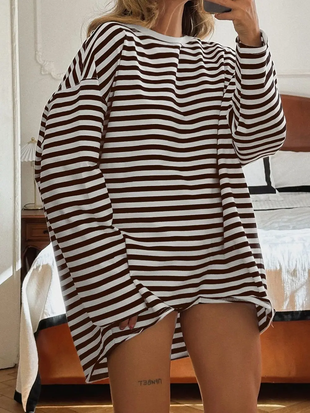 Onalippa American Lazy Contrasting Striped Printed T-shirt Women 2025 Loose Slimming Casual Spicy Girl Long Sleeved Top Autumn
Onalippa American Lazy Contrasting Striped Printed T-shirt Women 2025 Loose Slimming Casual Spicy Girl Long Sleeved Top Autumn
