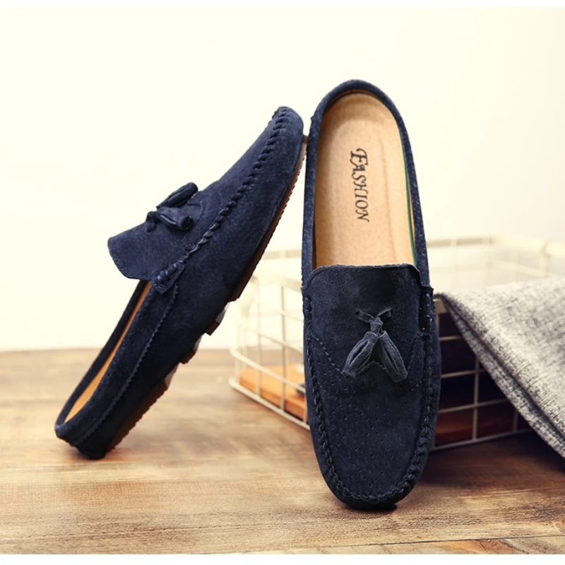 Men's Loafers with Classic Design Solid Color Lightweight One-piece Stylish Casual Large-sized Flat Heel Walking Shoes
Men's Loafers with Classic Design Solid Color Lightweight One-piece Stylish Casual Large-sized Flat Heel Walking Shoes