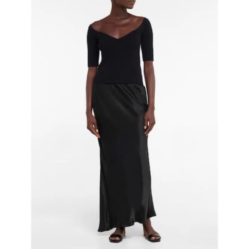 High-end Acetate Skirt Black High-waisted Satin Skirt Mid-length Skirt for Women
High-end Acetate Skirt Black High-waisted Satin Skirt Mid-length Skirt for Women
