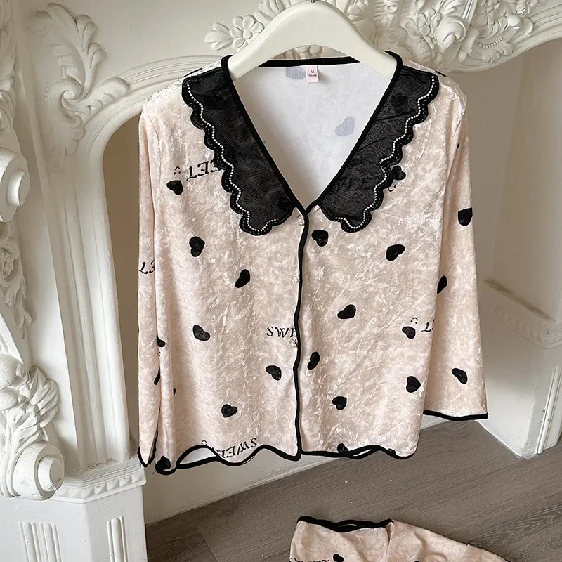 Warm Velour Sleepwear 2Pcs Long Sleeve Top Pants Sweet Doll Collar Pajamas Suit Lady Autumn Winter Home Clothes 2Pcs Outfit
Warm Velour Sleepwear 2Pcs Long Sleeve Top Pants Sweet Doll Collar Pajamas Suit Lady Autumn Winter Home Clothes 2Pcs Outfit