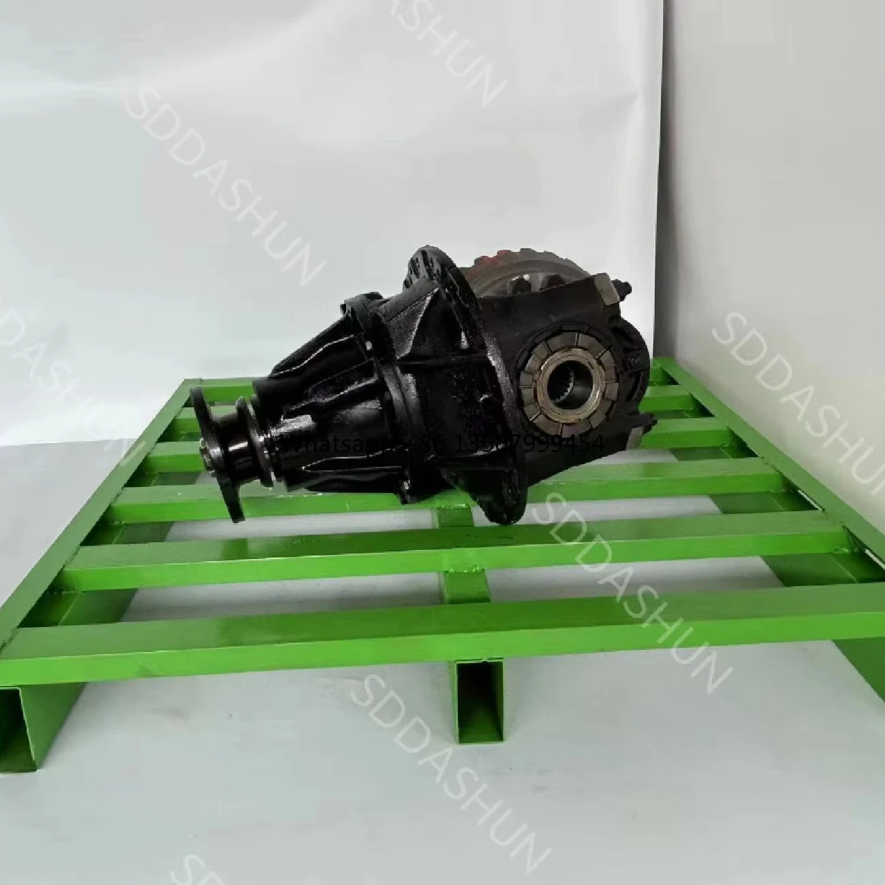 Used for China National Heavy Duty Truck Haohan Vehicle HC16 differential assembly AZ7121320703B
Used for China National Heavy Duty Truck Haohan Vehicle HC16 differential assembly AZ7121320703B