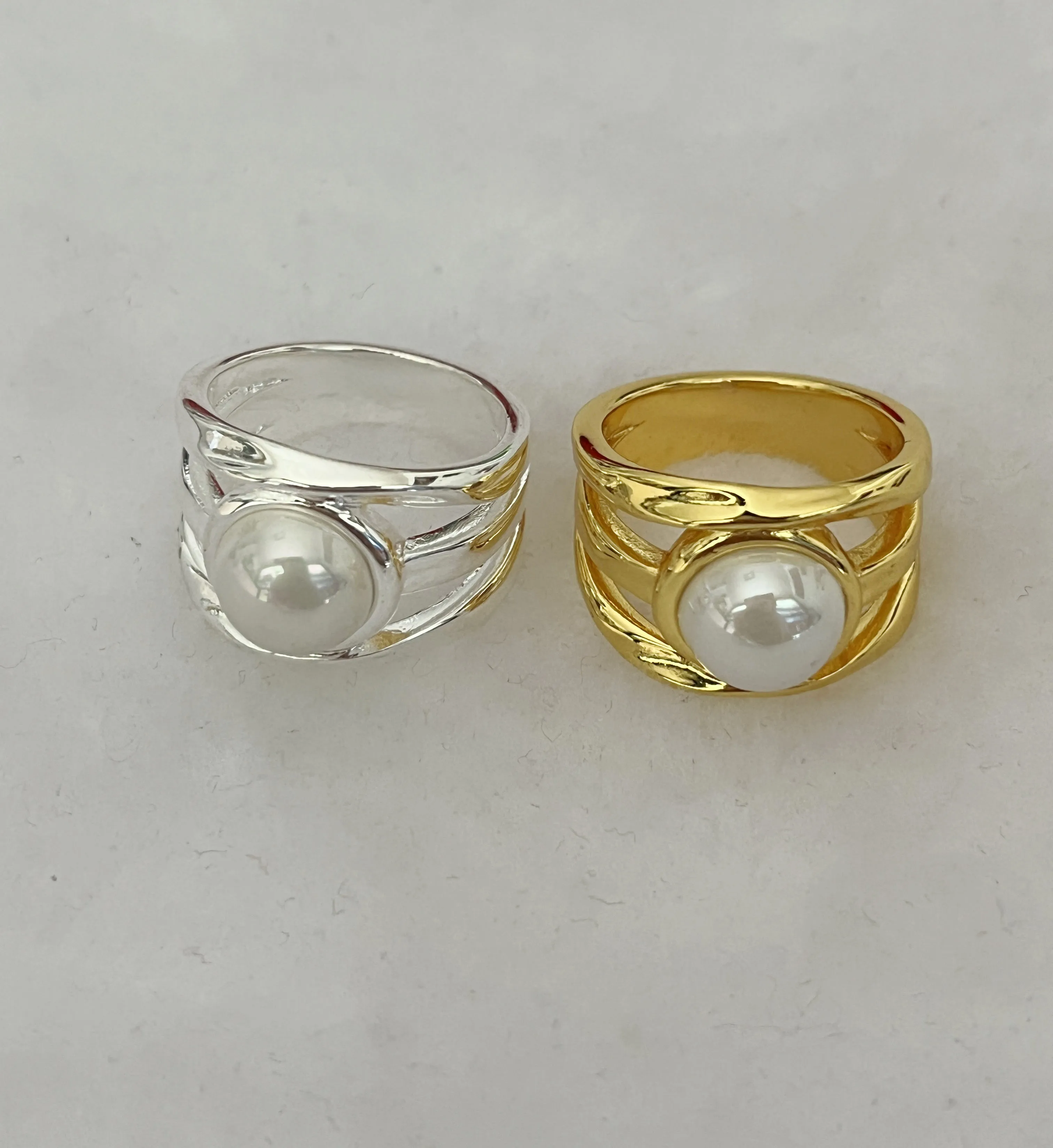 2024 New Spanish Hot Selling Unode50 Unique Design Charm Popular Ring Women's Jewelry Gifts
2024 New Spanish Hot Selling Unode50 Unique Design Charm Popular Ring Women's Jewelry Gifts