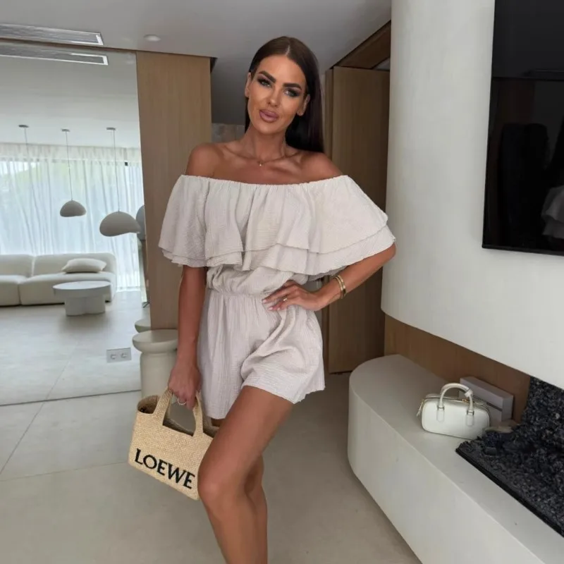 Fashion Double-layered Ruffle Edge Vacation Jumpsuits Women 2025 Summer New Sexy Off Shoulder Short Romper Solid Color Playsuits
Fashion Double-layered Ruffle Edge Vacation Jumpsuits Women 2025 Summer New Sexy Off Shoulder Short Romper Solid Color Playsuits
