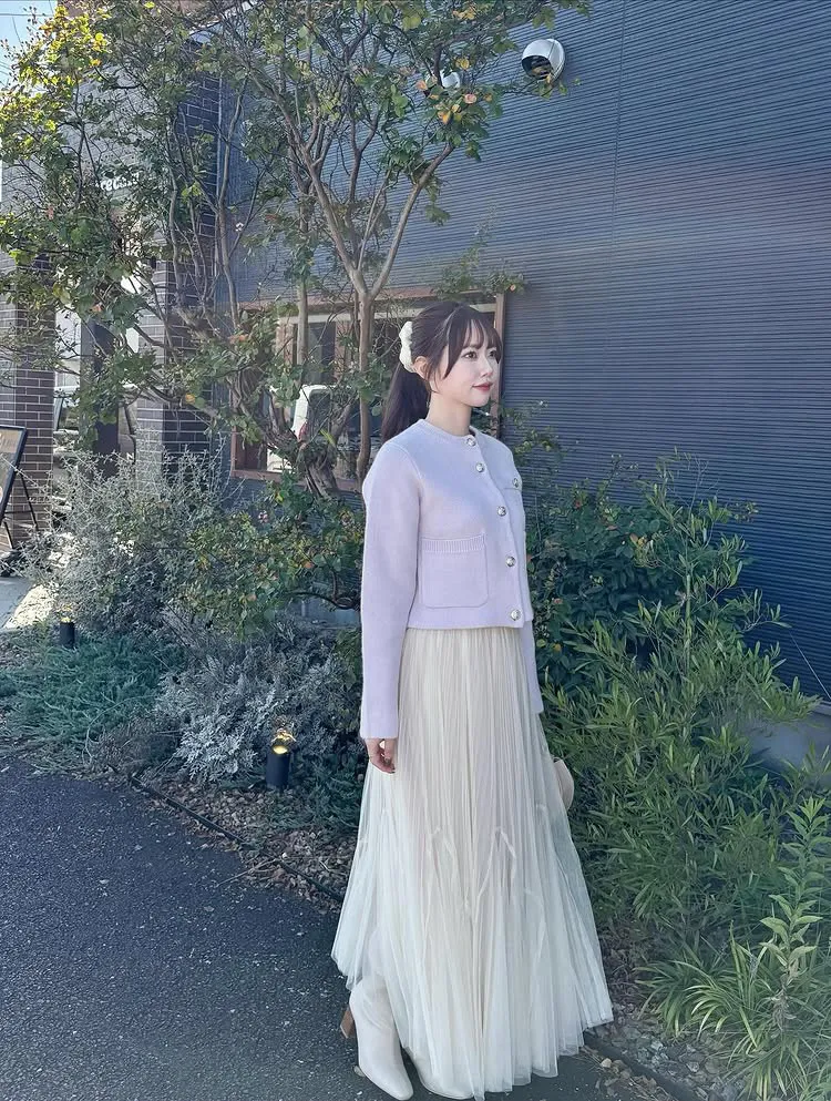 2026 Spring New Japanese Style Sweet Mesh Organza Pleated Spliced Flared Midi Skirt Versatile Elastic Waist A-line Long Skirts
2026 Spring New Japanese Style Sweet Mesh Organza Pleated Spliced Flared Midi Skirt Versatile Elastic Waist A-line Long Skirts