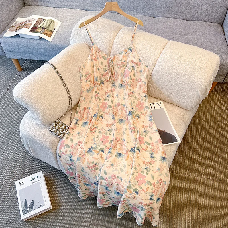140Kg Plus Size Women's Bust 132-142 Summer Loose Floral Vacation Style Camisole Dress 4XL 5XL 6XL 7XL 8XL
140Kg Plus Size Women's Bust 132-142 Summer Loose Floral Vacation Style Camisole Dress 4XL 5XL 6XL 7XL 8XL