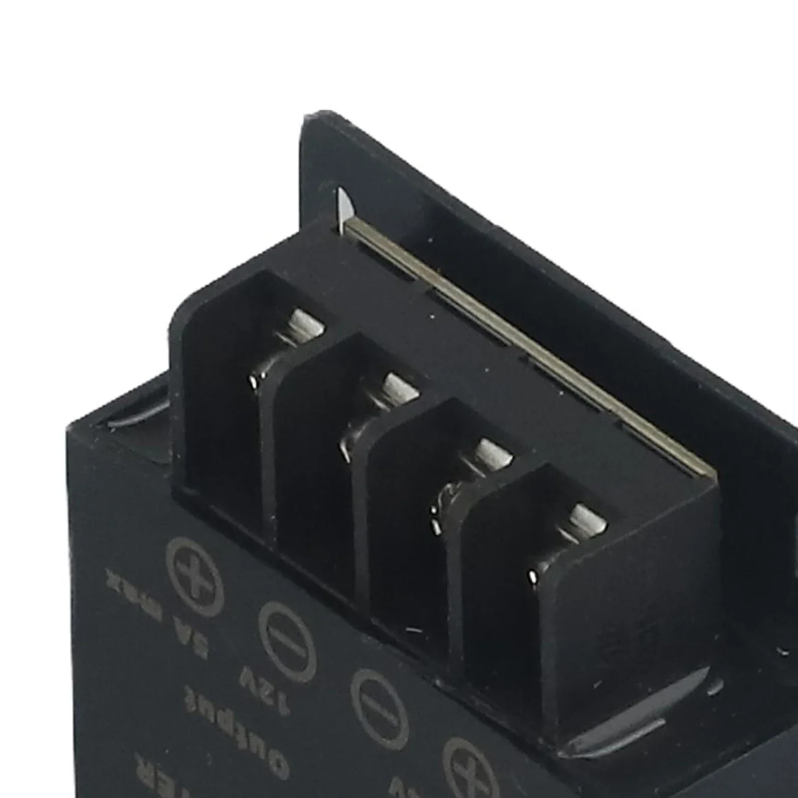 Voltage Regulator DC Converter Spare Parts Step Down 5A 60W Accessories B05-24-12 Connection DC 24V To DC 12V Fittings
Voltage Regulator DC Converter Spare Parts Step Down 5A 60W Accessories B05-24-12 Connection DC 24V To DC 12V Fittings