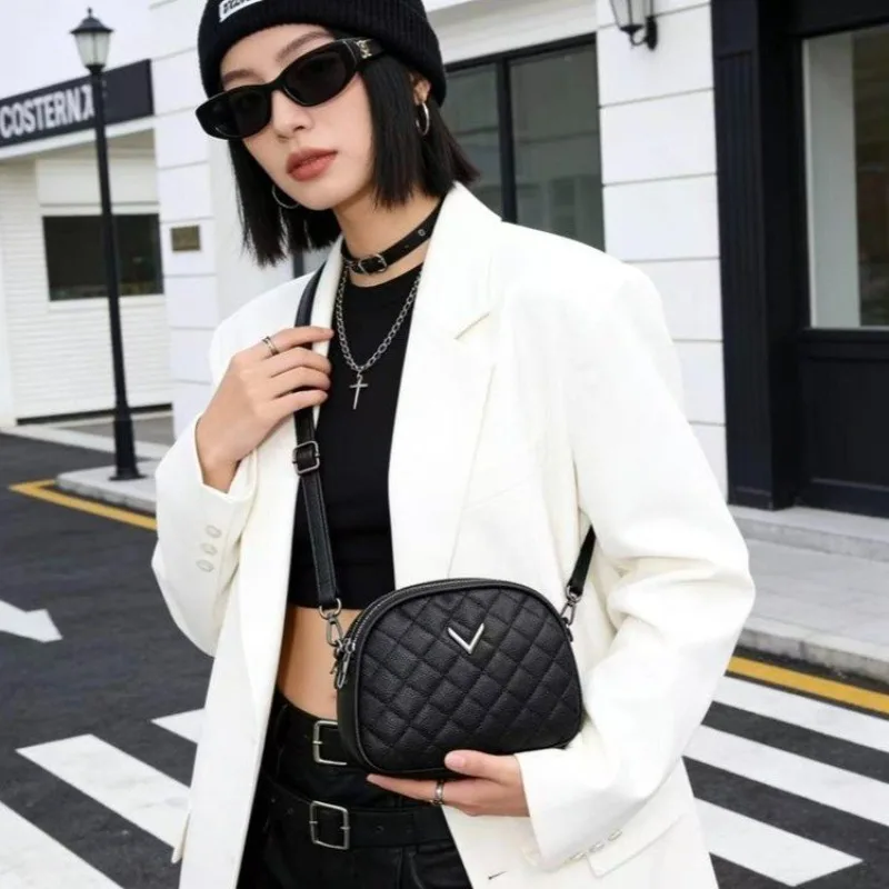 Trendy Leather Diaper Bag Women Shoulder Crossbody Bag Square Satchels Large Capacity Best Superstar Show Solid Color
Trendy Leather Diaper Bag Women Shoulder Crossbody Bag Square Satchels Large Capacity Best Superstar Show Solid Color
