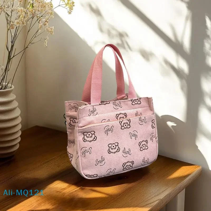 Cartoon Small Portable Handbag Thermal Lunch Bag Girls Food Box Durable Office Cooler Lunch Box Ice Insulated Case Camping Bag
Cartoon Small Portable Handbag Thermal Lunch Bag Girls Food Box Durable Office Cooler Lunch Box Ice Insulated Case Camping Bag