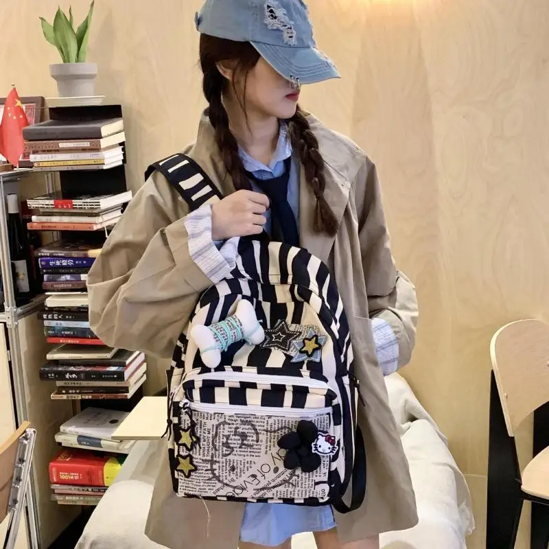 Hello Kittys Backpack Sanrios Child School Bag Student Leisure Bag Fresh Storage Large Capacity Anime Figure Kawaii Cartoon
Hello Kittys Backpack Sanrios Child School Bag Student Leisure Bag Fresh Storage Large Capacity Anime Figure Kawaii Cartoon