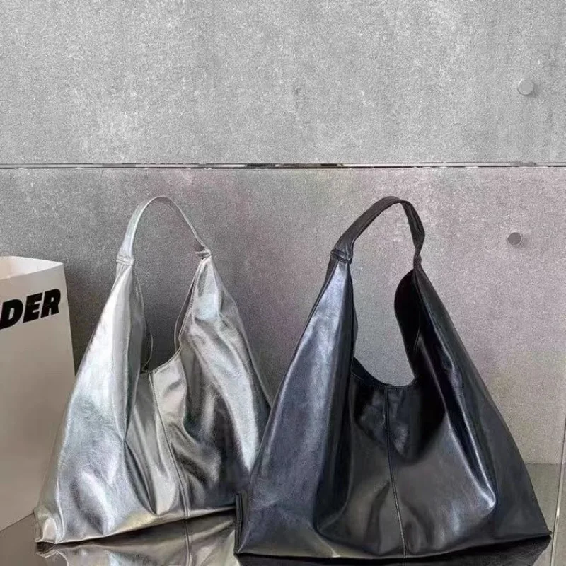 Korean style large capacity lazy style shoulder bag niche super soft PU handheld tote bag, fashionable soft sofa bag for women
Korean style large capacity lazy style shoulder bag niche super soft PU handheld tote bag, fashionable soft sofa bag for women