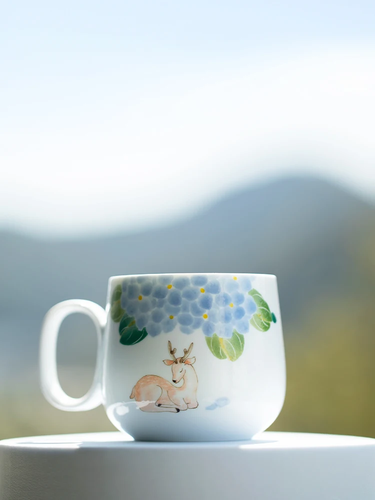 Hand-Painted Cerc Coffee Cup Small Deer High Aesthetic Value Cup for Women Yuehua Deer Underglaze Color Glazed Cup
Hand-Painted Cerc Coffee Cup Small Deer High Aesthetic Value Cup for Women Yuehua Deer Underglaze Color Glazed Cup