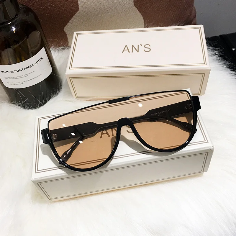Vintage Semi-round Sunglasses Women Fashion Monoblock Outdoor Goggle Shades Trending 2023 New Design UV400 Eyewear 
Vintage Semi-round Sunglasses Women Fashion Monoblock Outdoor Goggle Shades Trending 2023 New Design UV400 Eyewear
