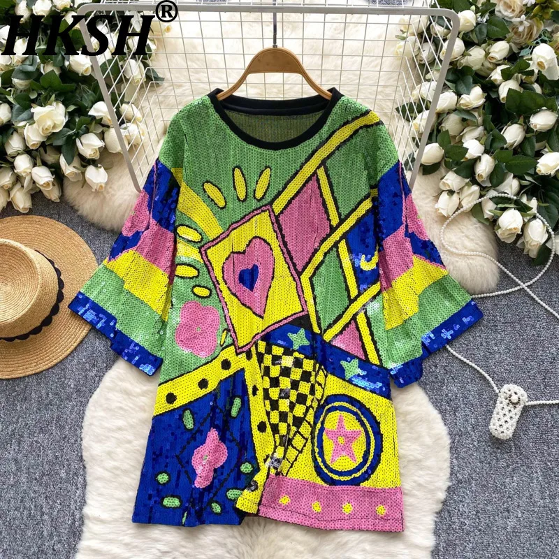 HKSH Summer New Women T-shirt Short Sleeve O-neck Heavy Craft Sequins Asymmetrical Pattern Design Streetwear Trendy Tops HK10627
HKSH Summer New Women T-shirt Short Sleeve O-neck Heavy Craft Sequins Asymmetrical Pattern Design Streetwear Trendy Tops HK10627