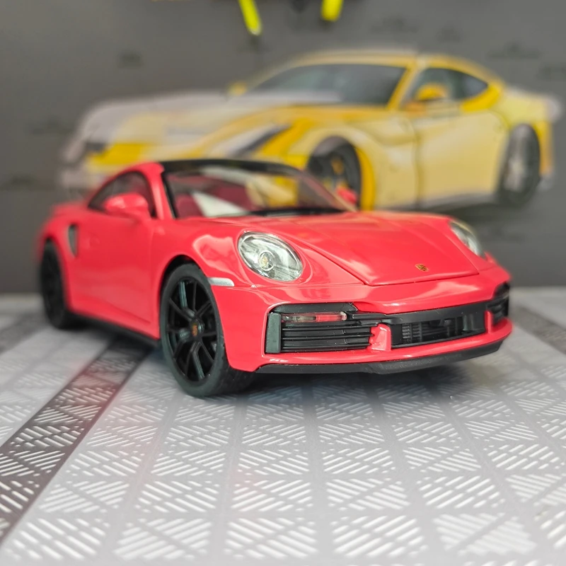 1:24 simulation Porsche 911 alloy car model supercar sound and light feedback car ornament collection gift
1:24 simulation Porsche 911 alloy car model supercar sound and light feedback car ornament collection gift