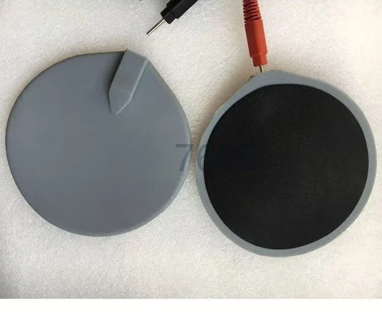 Round Silicon Electrode Pads Slimming Therapy Machine Body Massages Soft Comfortable Silicone Physiotherapy Accessories 2pcs New
Round Silicon Electrode Pads Slimming Therapy Machine Body Massages Soft Comfortable Silicone Physiotherapy Accessories 2pcs New