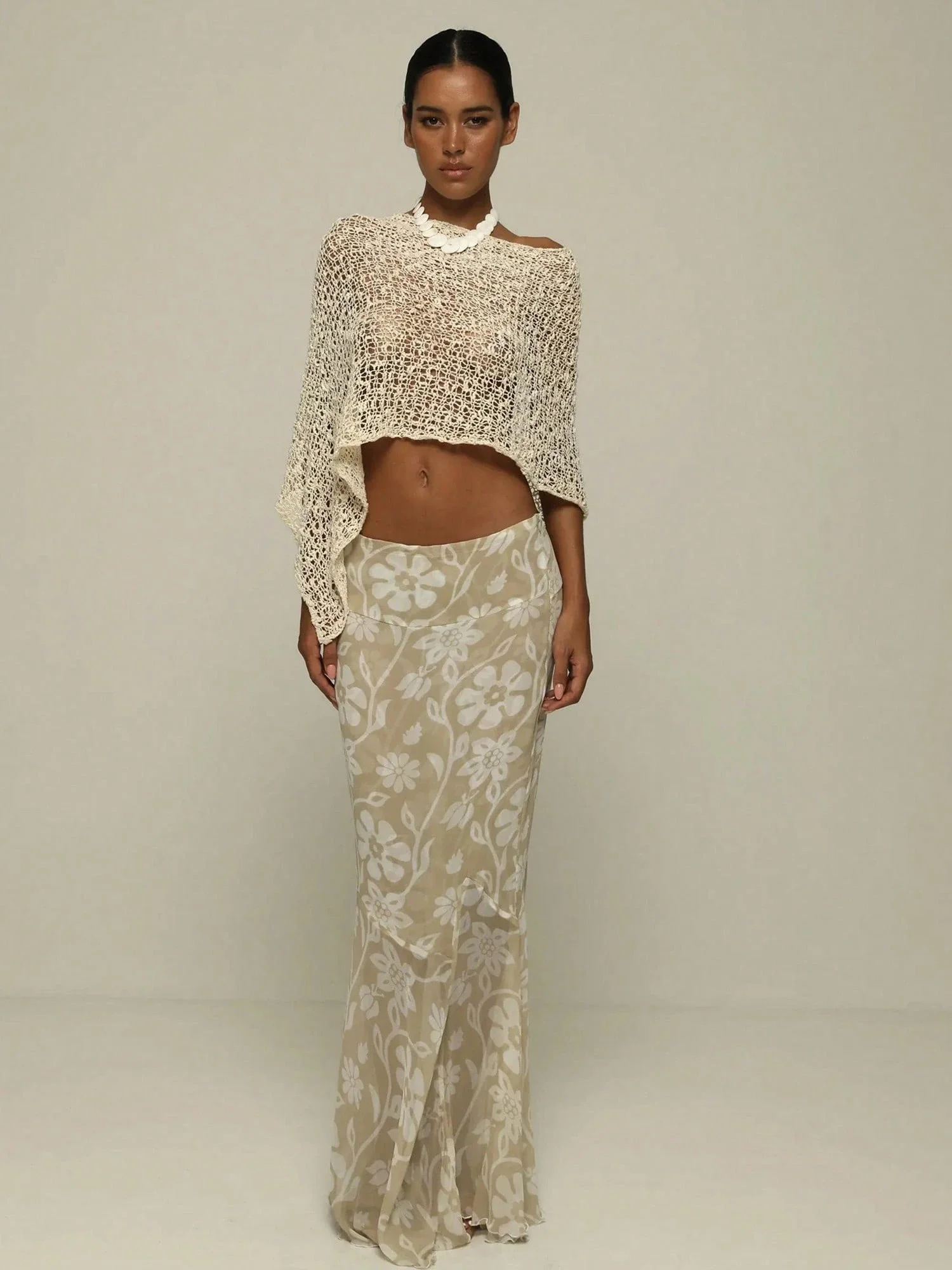 Women Sheer Crochet Poncho With Batwing Sleeves Lightweight Open Knit Cover-Up For Beach Summer Swimwear
Women Sheer Crochet Poncho With Batwing Sleeves Lightweight Open Knit Cover-Up For Beach Summer Swimwear