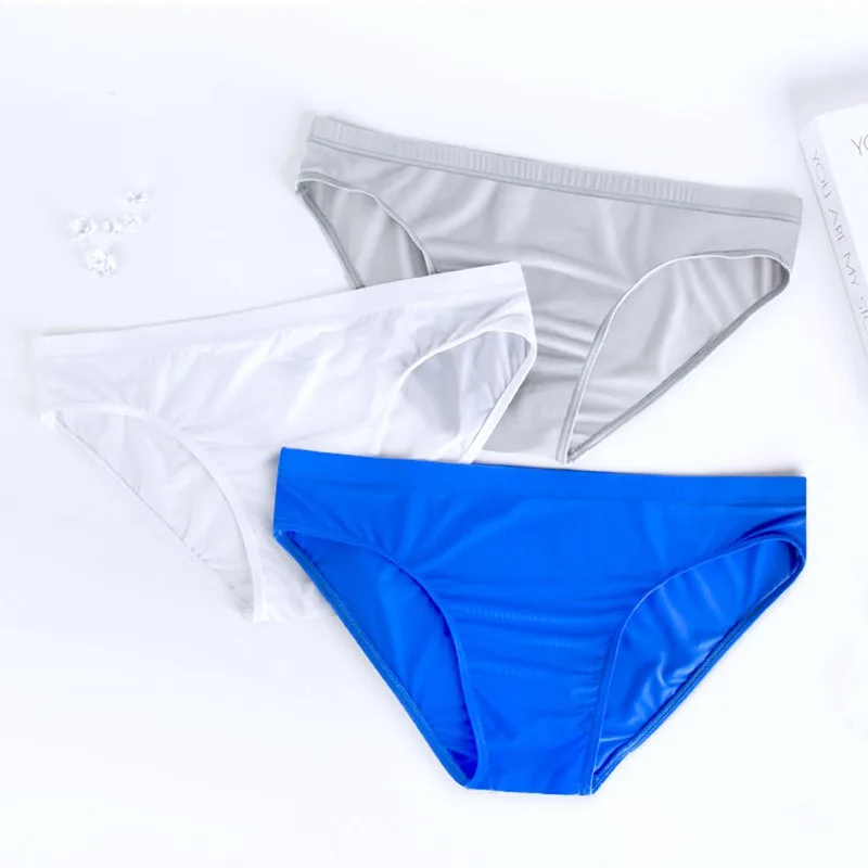 Men's Underwear Ultra Thin Ice Silk Single Layer Triangle Briefs Low Rise Underpants
Men's Underwear Ultra Thin Ice Silk Single Layer Triangle Briefs Low Rise Underpants
