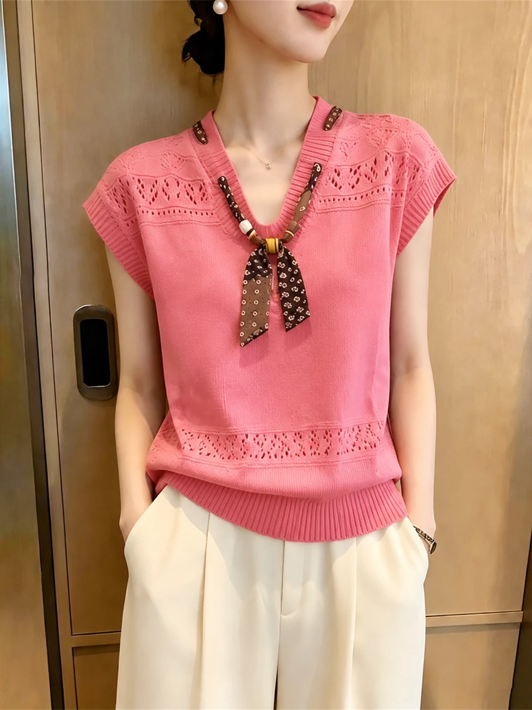Elegant Korean Style Ice Silk Knitted V-Neck Short Sleeve Sweater Sweet Temperament Head over Heels in Love with Simple Design
Elegant Korean Style Ice Silk Knitted V-Neck Short Sleeve Sweater Sweet Temperament Head over Heels in Love with Simple Design