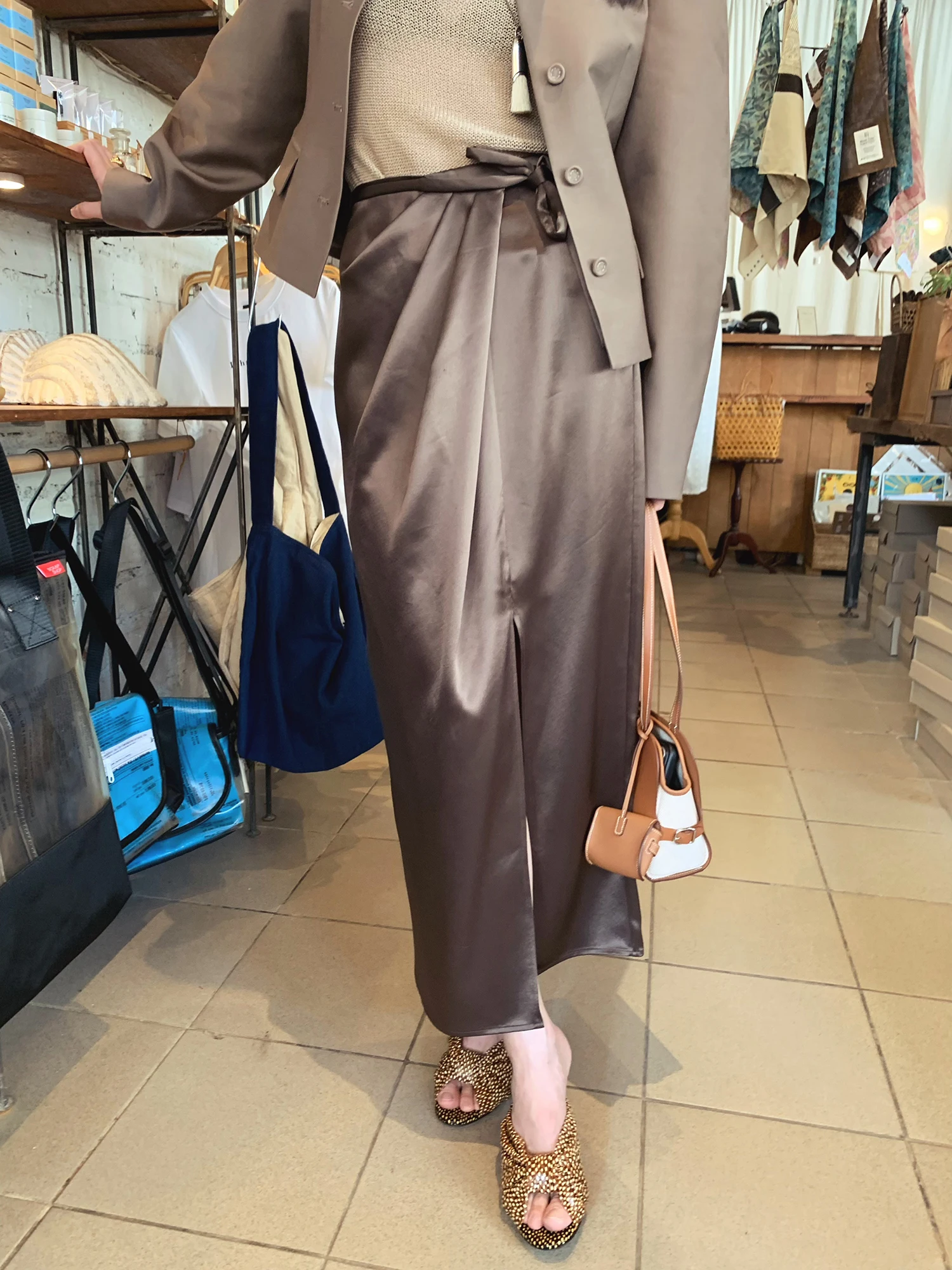 Asm Anna High Waist Asymmetric Tie Drape Double Sided Frosted Acetate Skirt Women's Fashion Spring 2026 China Origin H-Line
Asm Anna High Waist Asymmetric Tie Drape Double Sided Frosted Acetate Skirt Women's Fashion Spring 2026 China Origin H-Line