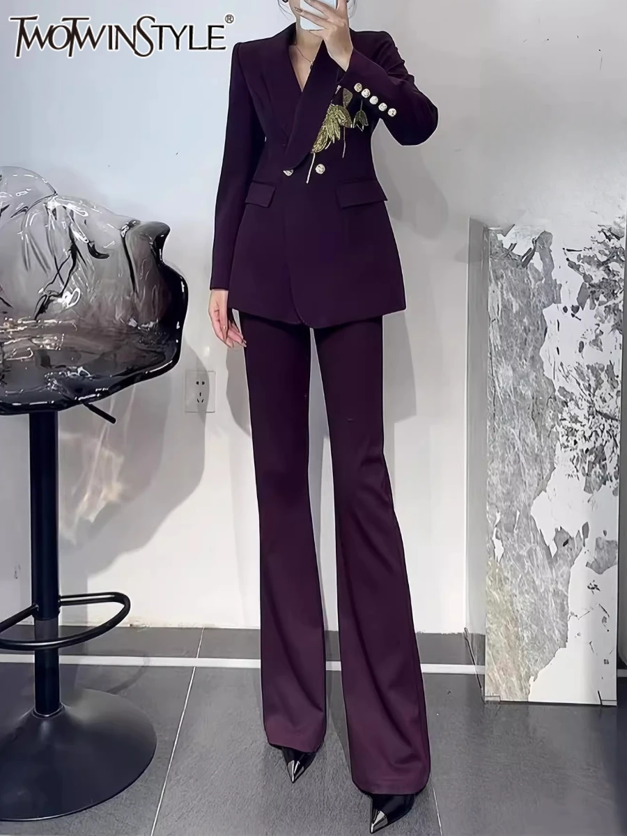 TWOTWINSTYLE Solid Two Piece Sets for Women Lapel Long Sleeves Patchwork Bead Blazer High Waist Pant Set Female Clothing New
TWOTWINSTYLE Solid Two Piece Sets for Women Lapel Long Sleeves Patchwork Bead Blazer High Waist Pant Set Female Clothing New