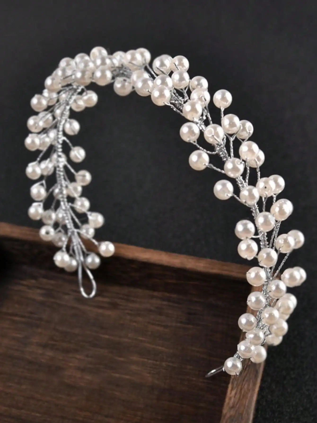 1pc Women's Elegant Handmade Crystal Headband, Suitable For Weddings, Parties, And Gifts,Summer,Beach
1pc Women's Elegant Handmade Crystal Headband, Suitable For Weddings, Parties, And Gifts,Summer,Beach