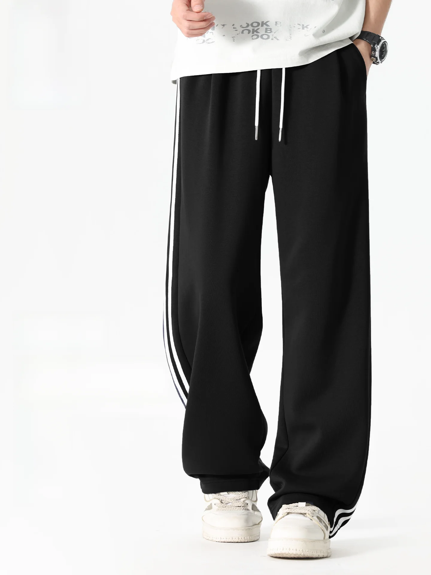 Мужские повседневные брюки прямого кроя в полоску, уличный стиль, весенние американские спортивные брюки со средней/высокой талией, цветные блоки
Мужские повседневные брюки прямого кроя в полоску, уличный стиль, весенние американские спортивные брюки со средней/высокой талией, цветные блоки