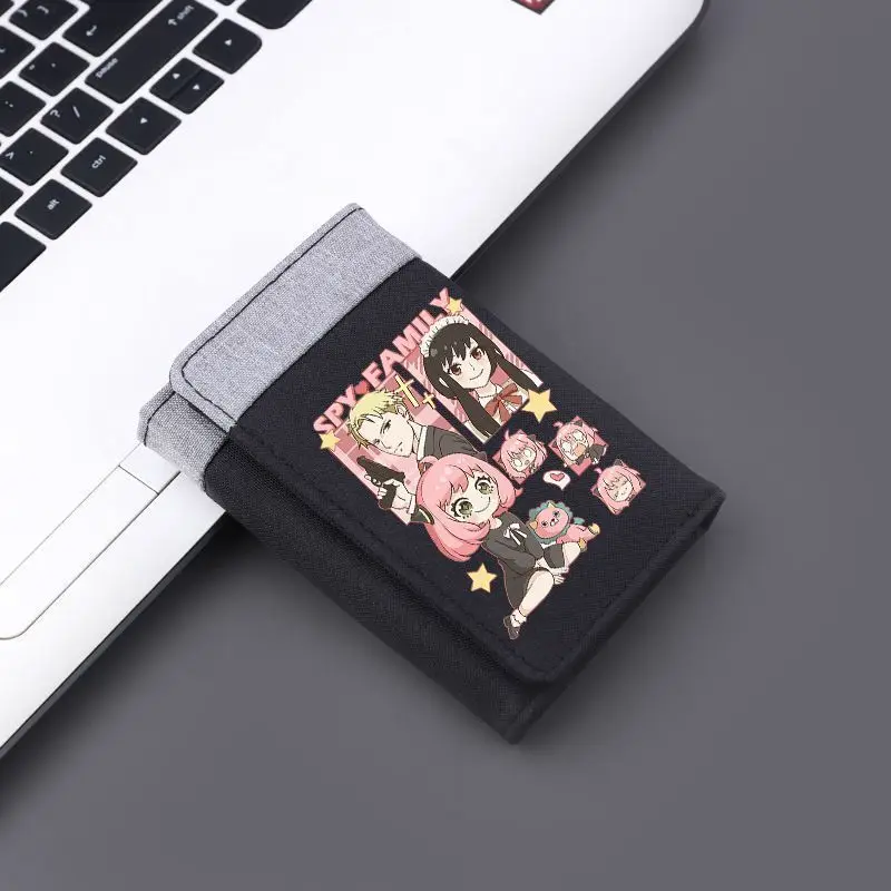 Spy Family Anya Forger cartoon cute tri-fold wallet kawaii 2D unisex coin purse card holder wallet anime merchandise wholesale
Spy Family Anya Forger cartoon cute tri-fold wallet kawaii 2D unisex coin purse card holder wallet anime merchandise wholesale