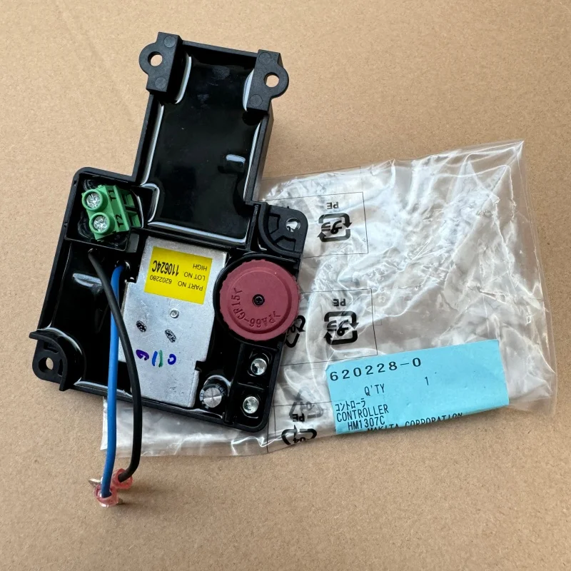 Original Switch Control Board 620228-0 620227-2 for Makita HM1307C HM1205C HM1307 HM1307CB Control Module Fittings
Original Switch Control Board 620228-0 620227-2 for Makita HM1307C HM1205C HM1307 HM1307CB Control Module Fittings