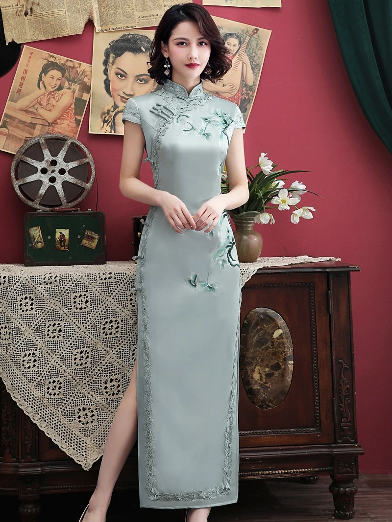 Элегантное вышитое платье-ципао миди с эффектом похудения, с коротким рукавом, с высоким разрезом, для повседневной носки
Элегантное вышитое платье-ципао миди с эффектом похудения, с коротким рукавом, с высоким разрезом, для повседневной носки