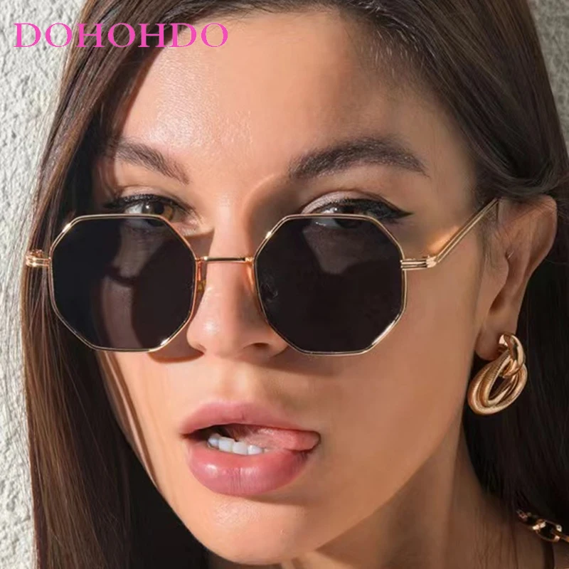 Classic Retro Polygon Sunglass Woman Luxury Designer Sun Glasses For Men Metal Frame Driving Shades Unisex UV400 Lentes De Sol
Classic Retro Polygon Sunglass Woman Luxury Designer Sun Glasses For Men Metal Frame Driving Shades Unisex UV400 Lentes De Sol