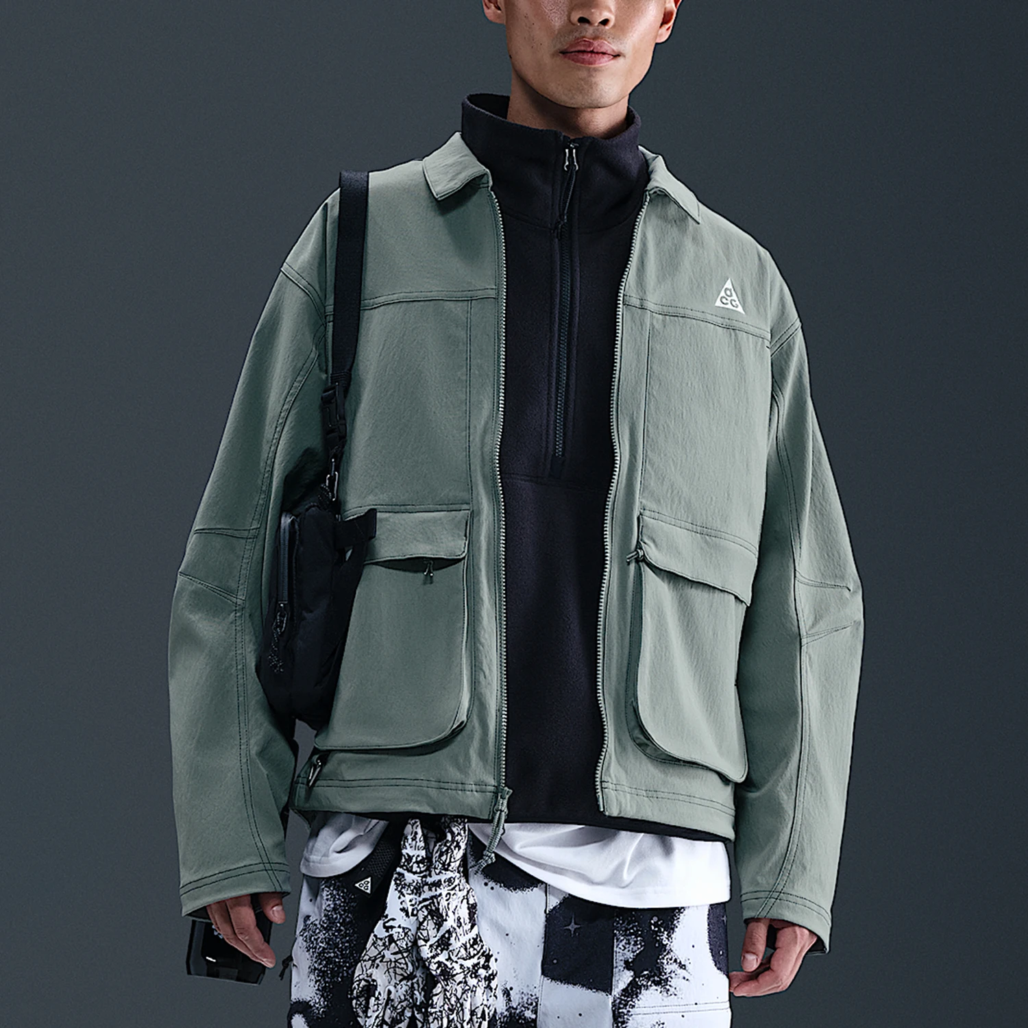 Nike genuine autumn men's zipper outdoor loose jacket HV0599-364
Nike genuine autumn men's zipper outdoor loose jacket HV0599-364