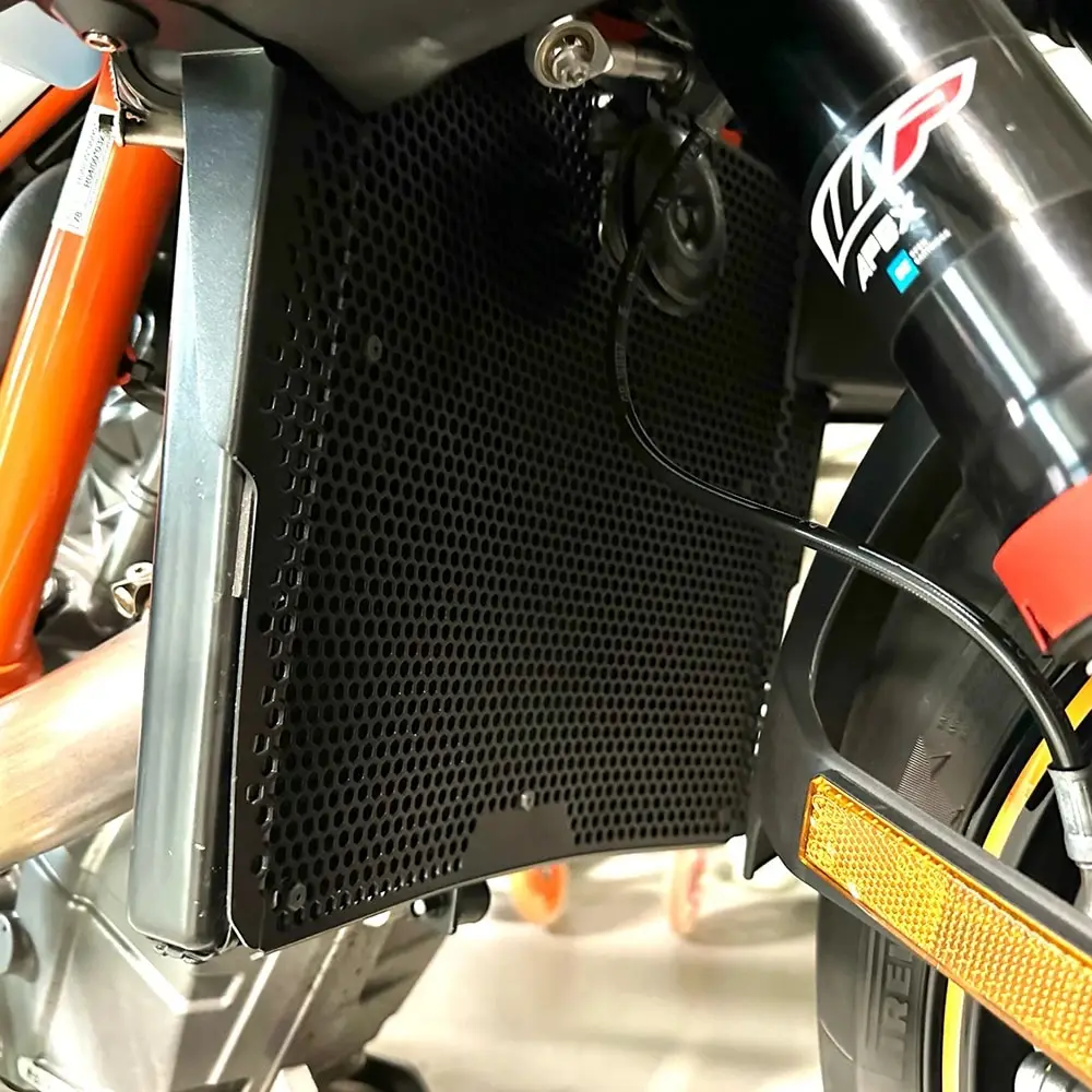 For 1290 Super Duke R RR 2020-2021-2022-2023 Motorcycle Accessories Radiator Guard Grille Oil Radiator Shield Protection Cover
For 1290 Super Duke R RR 2020-2021-2022-2023 Motorcycle Accessories Radiator Guard Grille Oil Radiator Shield Protection Cover